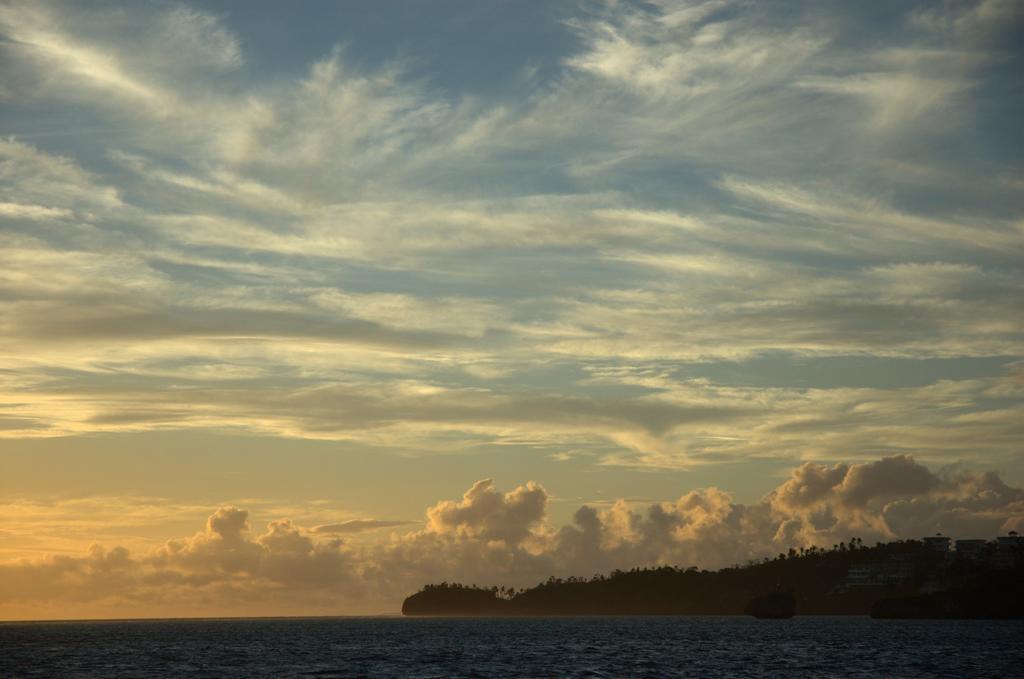 Levantin Boracay Balabag  Bagian luar foto